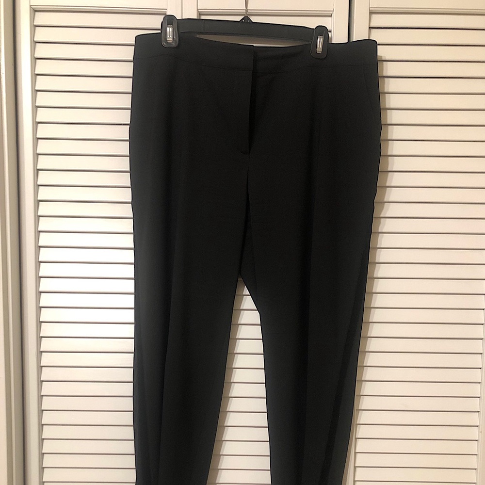 St. John Collection Tapered Black Pants Size 14